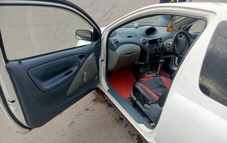 Toyota Vitz, 2000 год, 270 000 рублей, 22 фотография