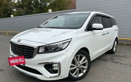 KIA Carnival III, 2018 год, 3 200 000 рублей, 5 фотография