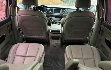 KIA Carnival III, 2018 год, 3 200 000 рублей, 15 фотография