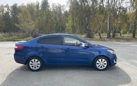 KIA Rio III рестайлинг, 2011 год, 680 000 рублей, 2 фотография