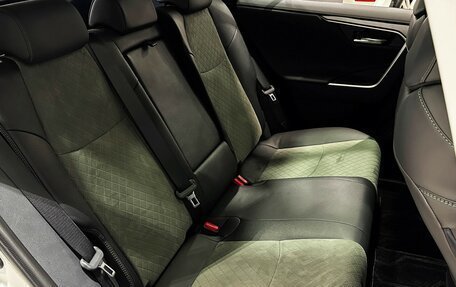 Toyota RAV4, 2024 год, 4 077 000 рублей, 15 фотография