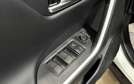 Toyota RAV4, 2024 год, 4 077 000 рублей, 18 фотография