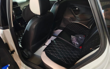 Volkswagen Polo VI (EU Market), 2013 год, 750 000 рублей, 6 фотография