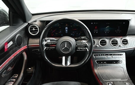 Mercedes-Benz E-Класс, 2021 год, 5 600 000 рублей, 13 фотография
