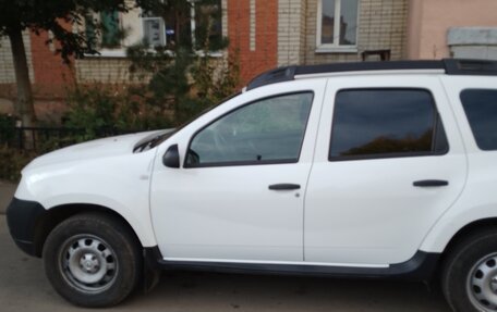 Renault Duster I рестайлинг, 2015 год, 900 000 рублей, 2 фотография