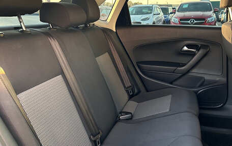 Volkswagen Polo VI (EU Market), 2013 год, 890 000 рублей, 11 фотография