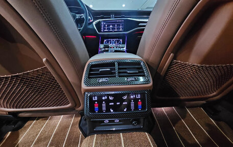 Audi A6, 2021 год, 4 200 000 рублей, 14 фотография