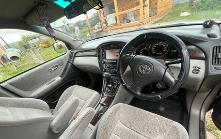 Toyota Kluger I, 2000 год, 1 050 000 рублей, 14 фотография