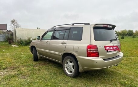 Toyota Kluger I, 2000 год, 1 050 000 рублей, 6 фотография