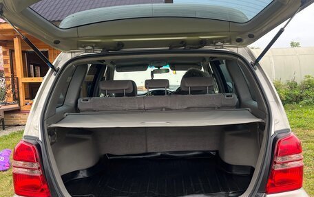 Toyota Kluger I, 2000 год, 1 050 000 рублей, 17 фотография