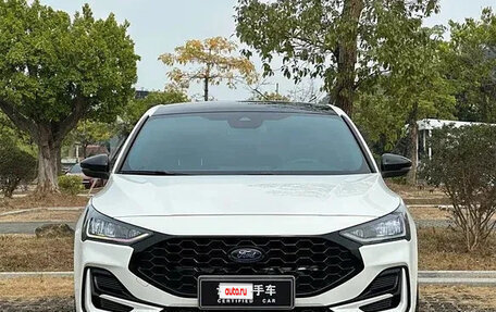 Ford Focus IV, 2022 год, 1 444 060 рублей, 2 фотография