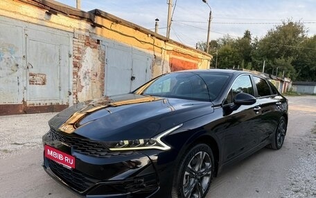 KIA K5, 2022 год, 2 400 000 рублей, 1 фотография