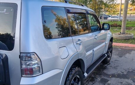 Mitsubishi Pajero IV, 2011 год, 2 300 000 рублей, 6 фотография