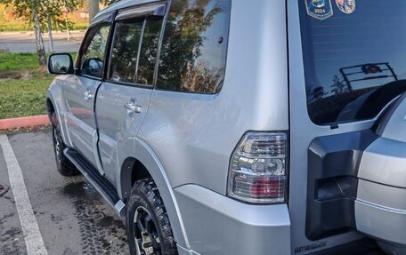 Mitsubishi Pajero IV, 2011 год, 2 300 000 рублей, 7 фотография