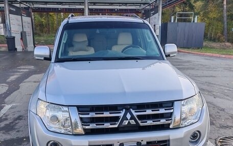Mitsubishi Pajero IV, 2011 год, 2 300 000 рублей, 3 фотография