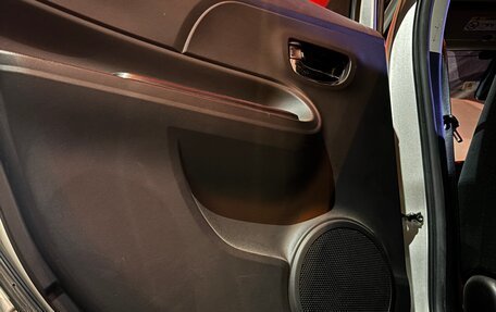 Toyota Aqua I, 2018 год, 1 350 000 рублей, 11 фотография