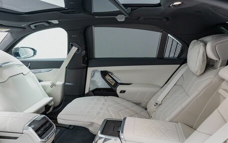 BMW 7 серия, 2025 год, 21 090 000 рублей, 30 фотография