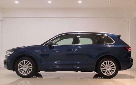 Volkswagen Touareg III, 2022 год, 5 000 000 рублей, 6 фотография