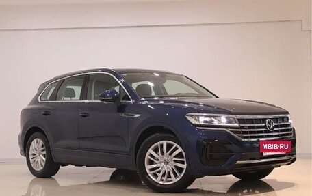Volkswagen Touareg III, 2022 год, 5 000 000 рублей, 3 фотография