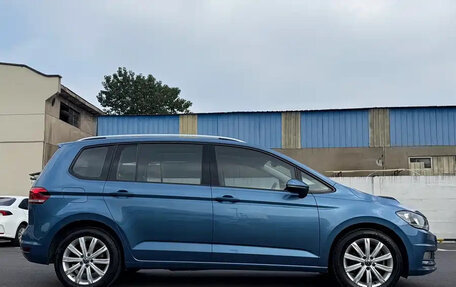 Volkswagen Touran III, 2022 год, 1 670 000 рублей, 17 фотография