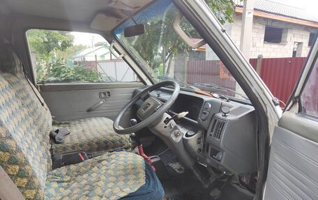 Mazda Bongo III, 1994 год, 200 000 рублей, 8 фотография