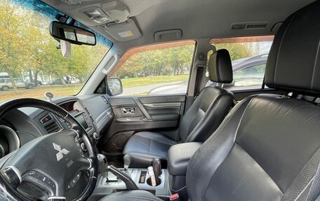 Mitsubishi Pajero IV, 2011 год, 1 799 000 рублей, 2 фотография