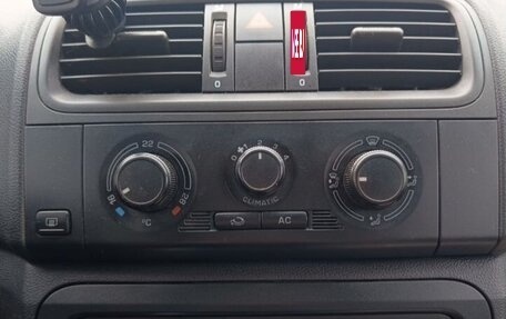 Skoda Fabia II, 2010 год, 340 000 рублей, 9 фотография