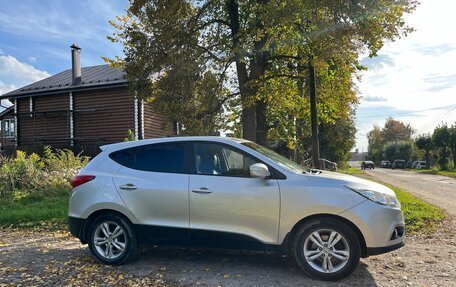 Hyundai ix35 I рестайлинг, 2012 год, 1 400 000 рублей, 2 фотография