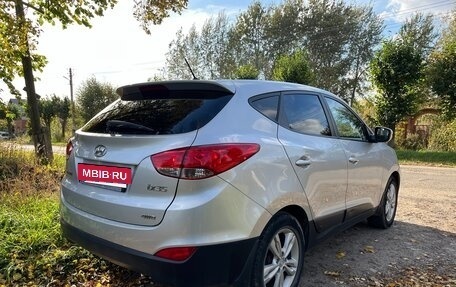 Hyundai ix35 I рестайлинг, 2012 год, 1 400 000 рублей, 4 фотография
