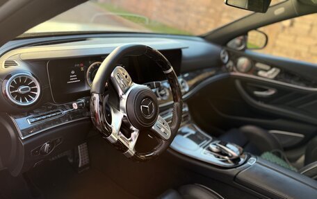 Mercedes-Benz E-Класс AMG, 2019 год, 8 699 000 рублей, 5 фотография