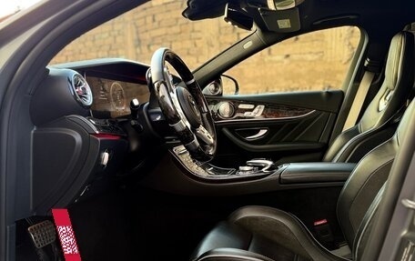 Mercedes-Benz E-Класс AMG, 2019 год, 8 699 000 рублей, 6 фотография