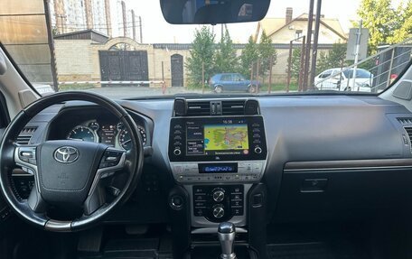 Toyota Land Cruiser Prado 150 рестайлинг 2, 2021 год, 6 500 000 рублей, 2 фотография