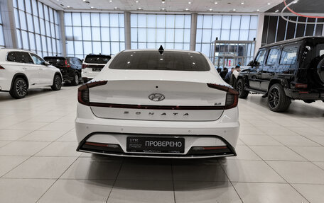 Hyundai Sonata VIII, 2022 год, 2 650 000 рублей, 6 фотография