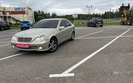 Mercedes-Benz C-Класс, 2006 год, 520 000 рублей, 3 фотография