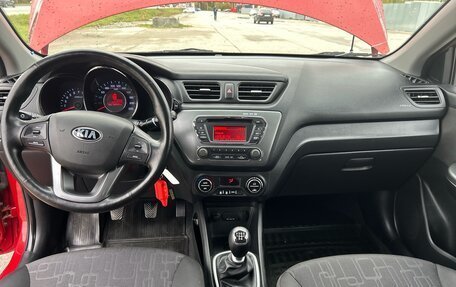 KIA Rio III рестайлинг, 2013 год, 850 000 рублей, 5 фотография