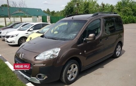 Peugeot Partner II рестайлинг 2, 2012 год, 670 000 рублей, 4 фотография