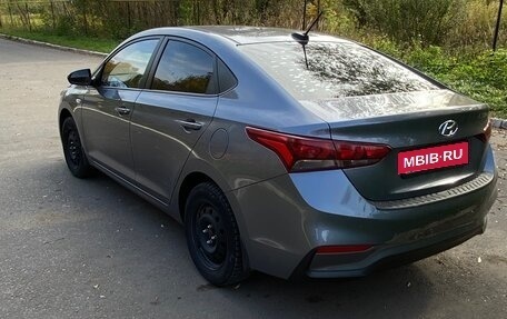 Hyundai Solaris II рестайлинг, 2018 год, 1 100 000 рублей, 2 фотография