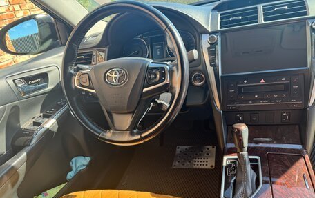 Toyota Camry, 2016 год, 1 860 000 рублей, 10 фотография