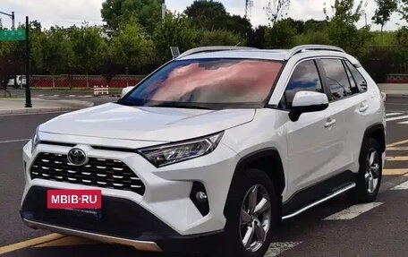 Toyota RAV4, 2022 год, 2 900 222 рублей, 3 фотография