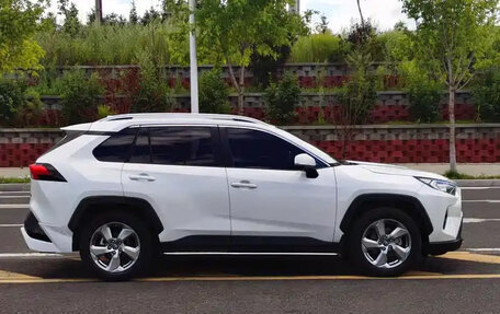 Toyota RAV4, 2022 год, 2 900 222 рублей, 6 фотография
