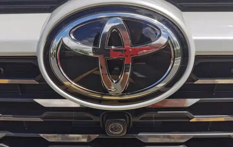 Toyota RAV4, 2022 год, 2 900 222 рублей, 13 фотография