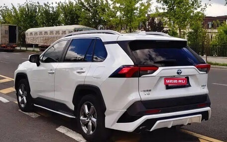 Toyota RAV4, 2022 год, 2 900 222 рублей, 7 фотография