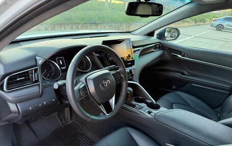 Toyota Camry, 2021 год, 3 400 000 рублей, 9 фотография