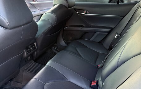 Toyota Camry, 2021 год, 3 400 000 рублей, 14 фотография