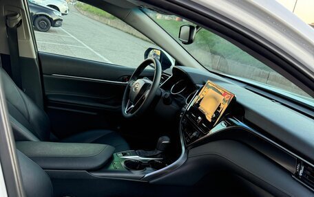 Toyota Camry, 2021 год, 3 400 000 рублей, 11 фотография