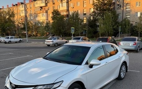 Toyota Camry, 2021 год, 3 400 000 рублей, 3 фотография