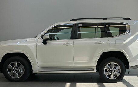 Toyota Land Cruiser, 2023 год, 12 000 000 рублей, 9 фотография
