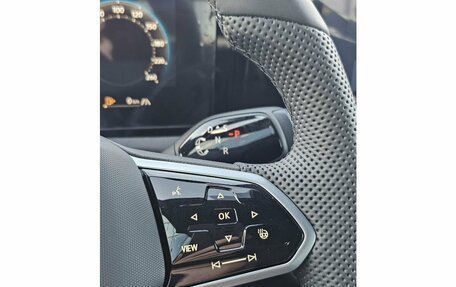 Volkswagen Tiguan, 2024 год, 5 600 000 рублей, 6 фотография