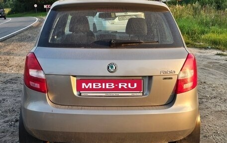 Skoda Fabia II, 2012 год, 650 000 рублей, 4 фотография