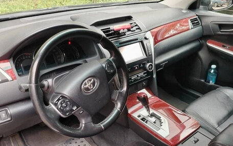 Toyota Camry, 2014 год, 1 700 000 рублей, 6 фотография